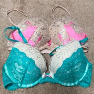 Victoria’s Secret bra
